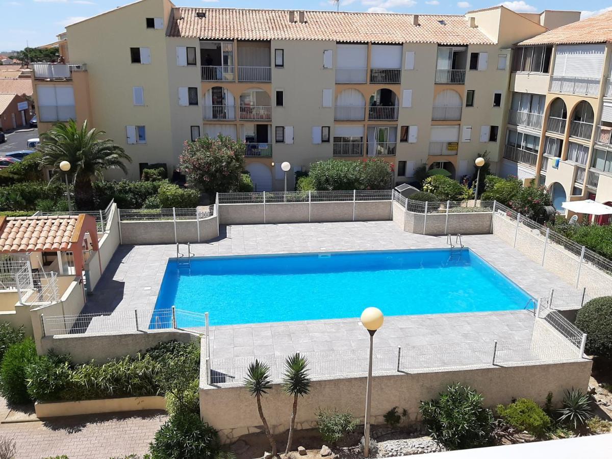 Au Bord De Narbona